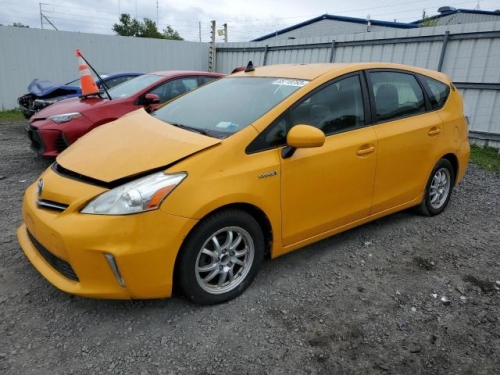 2014 TOYOTA PRIUS V 
