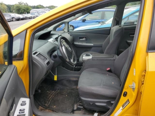 2014 TOYOTA PRIUS V 