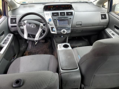 2014 TOYOTA PRIUS V 
