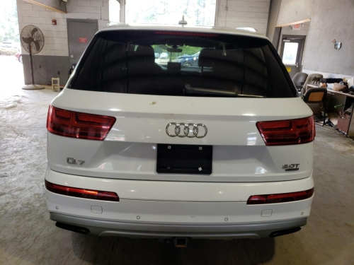 2017 AUDI Q7 PRESTIGE