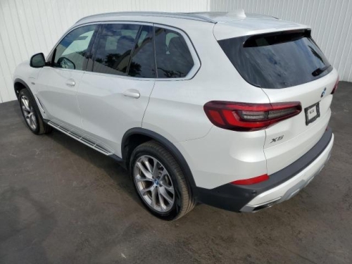 2022 BMW X5 XDRIVE45E