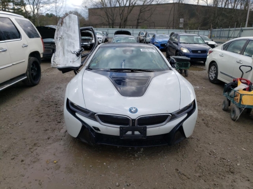 2015 BMW I8 