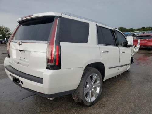 2017 CADILLAC ESCALADE PLATINUM