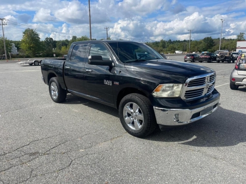2016 RAM 1500 SLT