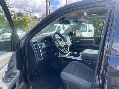 2016 RAM 1500 SLT
