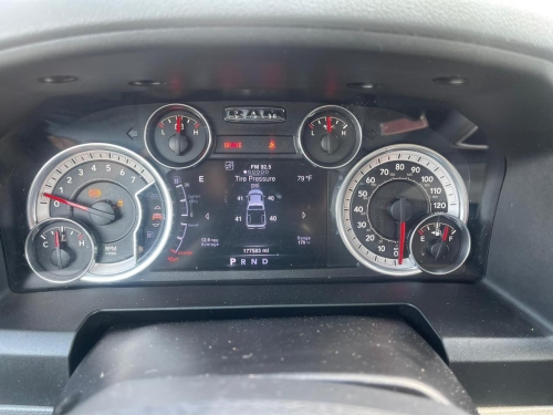 2016 RAM 1500 SLT