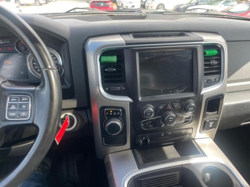 2016 RAM 1500 SLT