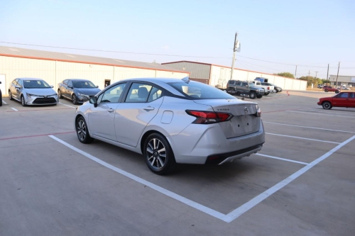 2021 NISSAN VERSA SV