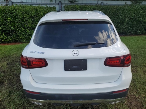 2022 MERCEDES-BENZ GLC 300