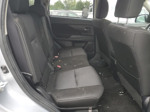 2016 MITSUBISHI OUTLANDER SE