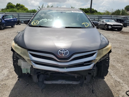2013 TOYOTA VENZA LE