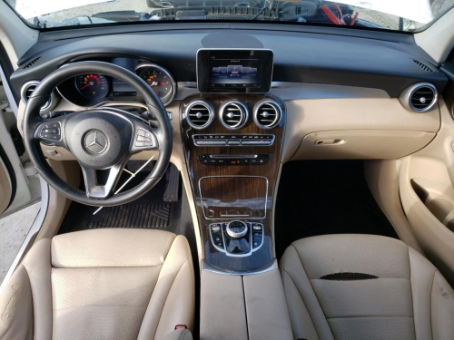 2017 MERCEDES-BENZ GLC 300