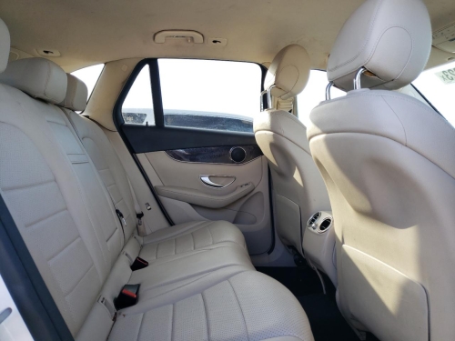 2017 MERCEDES-BENZ GLC 300