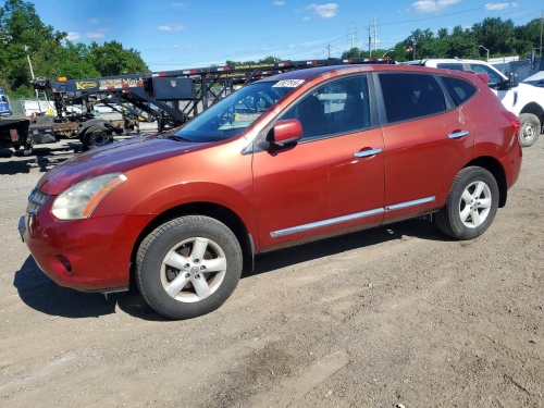2013 NISSAN ROGUE S  