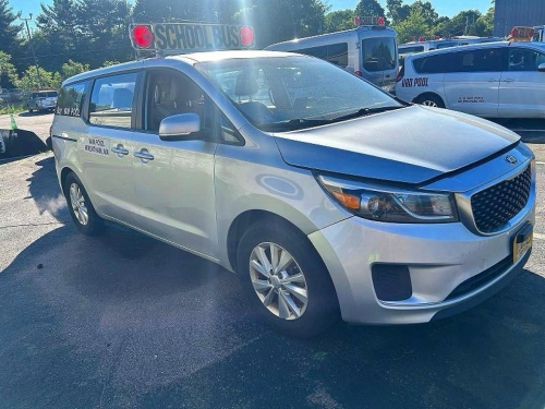 2017 KIA SEDONA L  