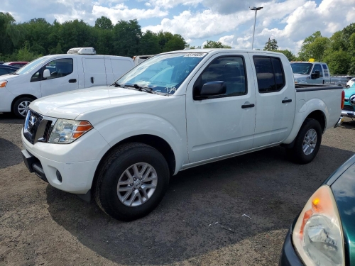 2016 NISSAN FRONTIER SV  