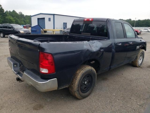 2016 RAM 1500 SLT