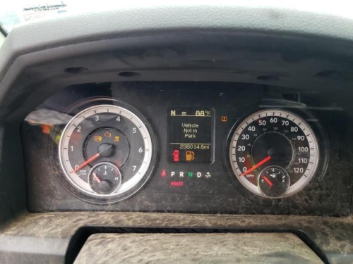 2016 RAM 1500 SLT