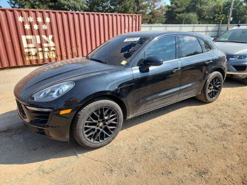 2018 PORSCHE MACAN   