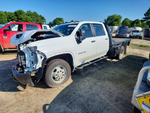 2024 CHEVROLET SILVERADO K3500  