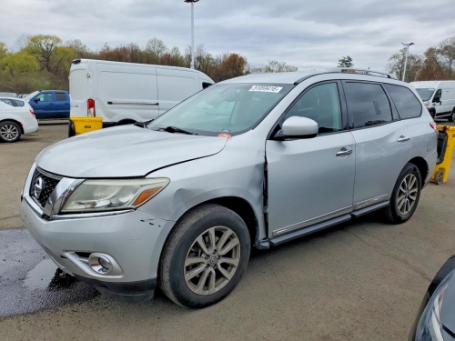 2014 NISSAN PATHFINDER SV  