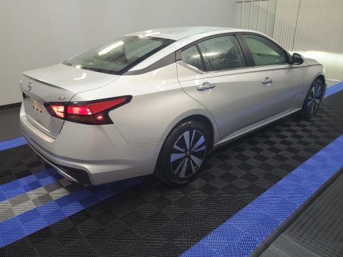 2022 NISSAN ALTIMA SV