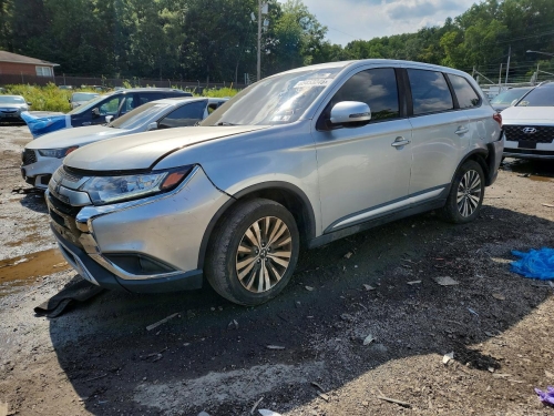 2020 MITSUBISHI OUTLANDER SE  