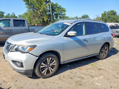 2017 NISSAN PATHFINDER SV  