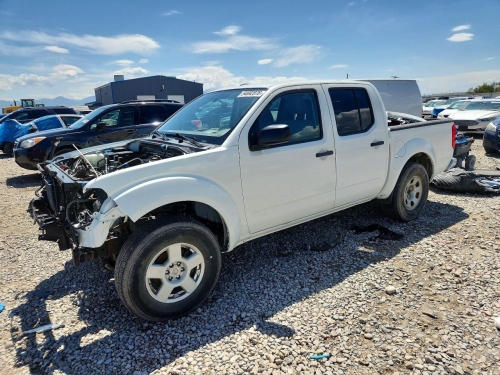 2016 NISSAN FRONTIER SV  