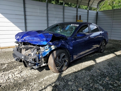 2024 HYUNDAI ELANTRA SEL  