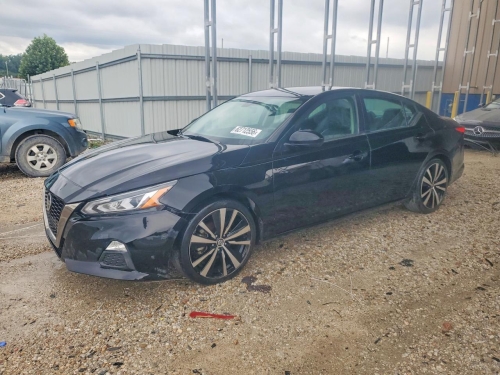 2021 NISSAN ALTIMA SR  