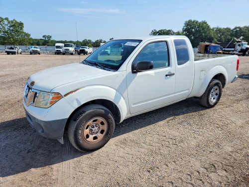 2014 NISSAN FRONTIER S  