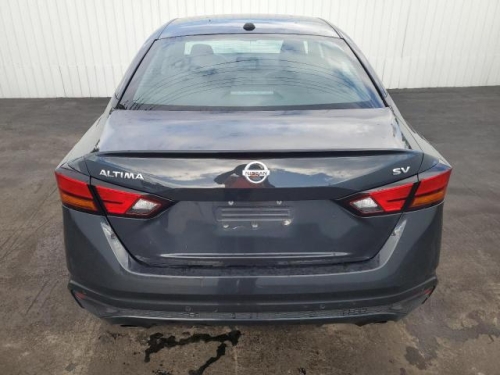 2022 NISSAN ALTIMA SV