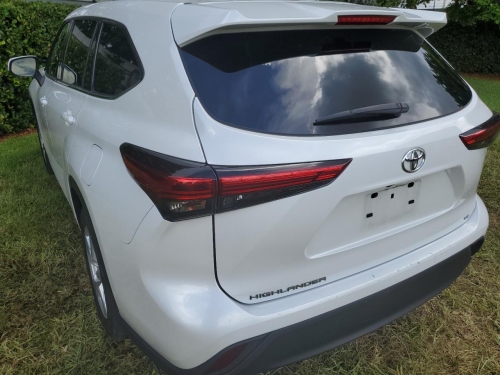 2022 TOYOTA HIGHLANDER L