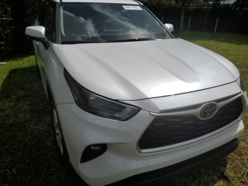 2022 TOYOTA HIGHLANDER L