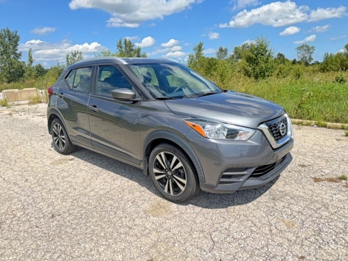2020 NISSAN KICKS SV  