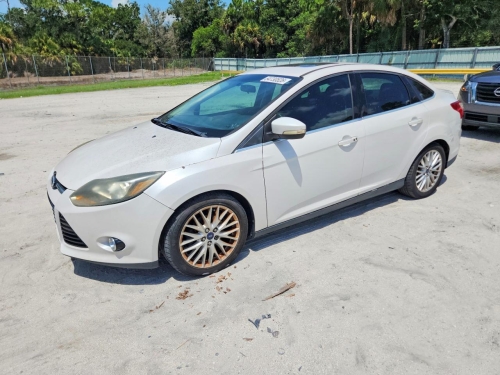 2014 FORD FOCUS TITANIUM  