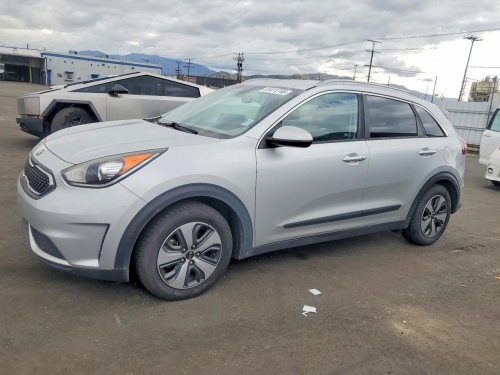2017 KIA NIRO LX  