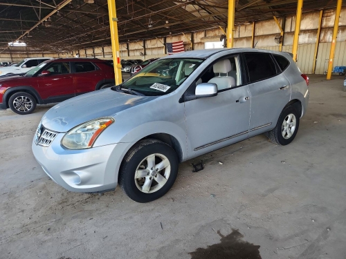 2013 NISSAN ROGUE S  