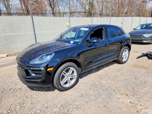 2026 PORSCHE MACAN BASE  