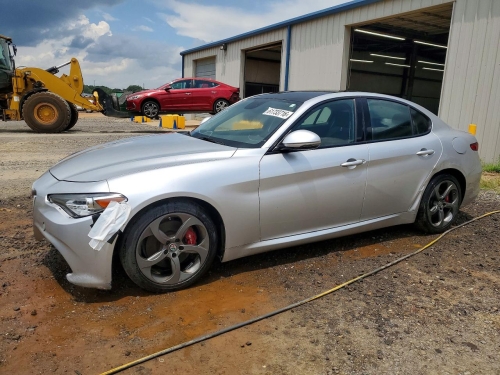 2017 ALFA ROMEO GIULIA   