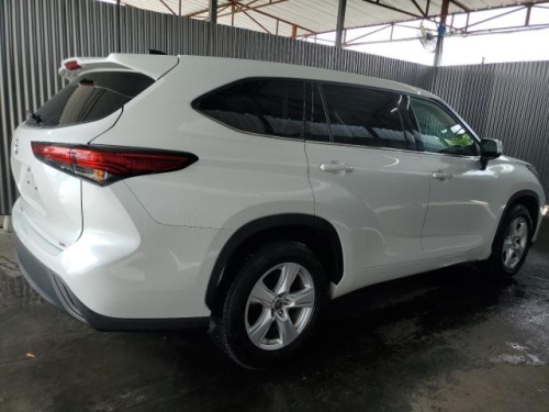 2022 TOYOTA HIGHLANDER L