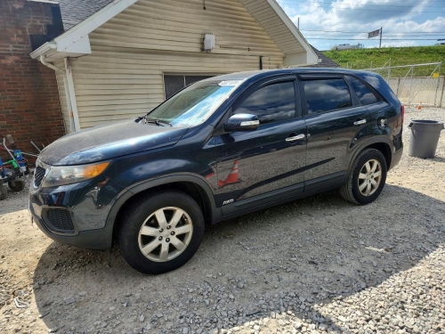 2013 KIA SORENTO LX  