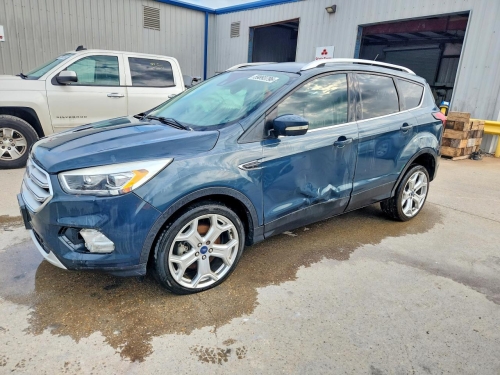2019 FORD ESCAPE TITANIUM  