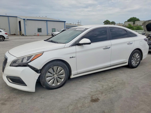 2016 HYUNDAI SONATA HYBRID SE  