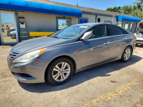 2013 HYUNDAI SONATA GLS  