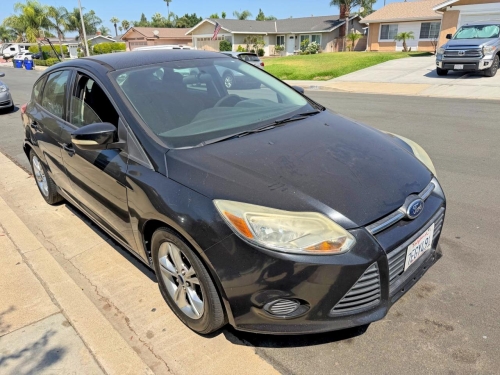 2014 FORD FOCUS SE  