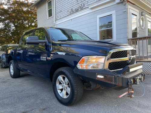 2013 RAM 1500 ST  
