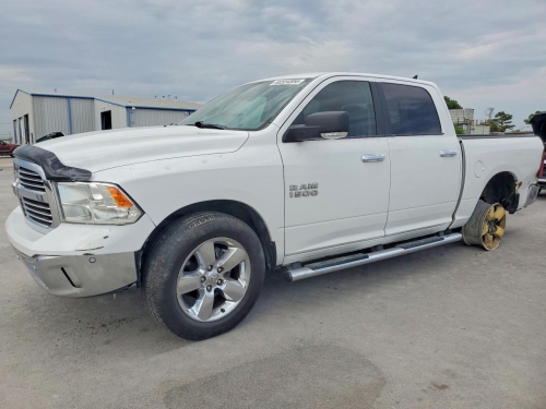 2017 RAM 1500 SLT  