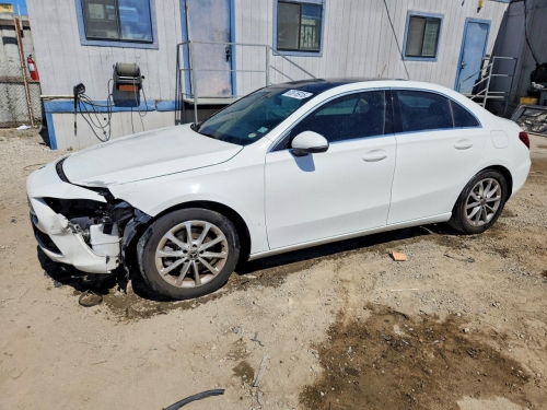 2019 MERCEDES-BENZ A 220  